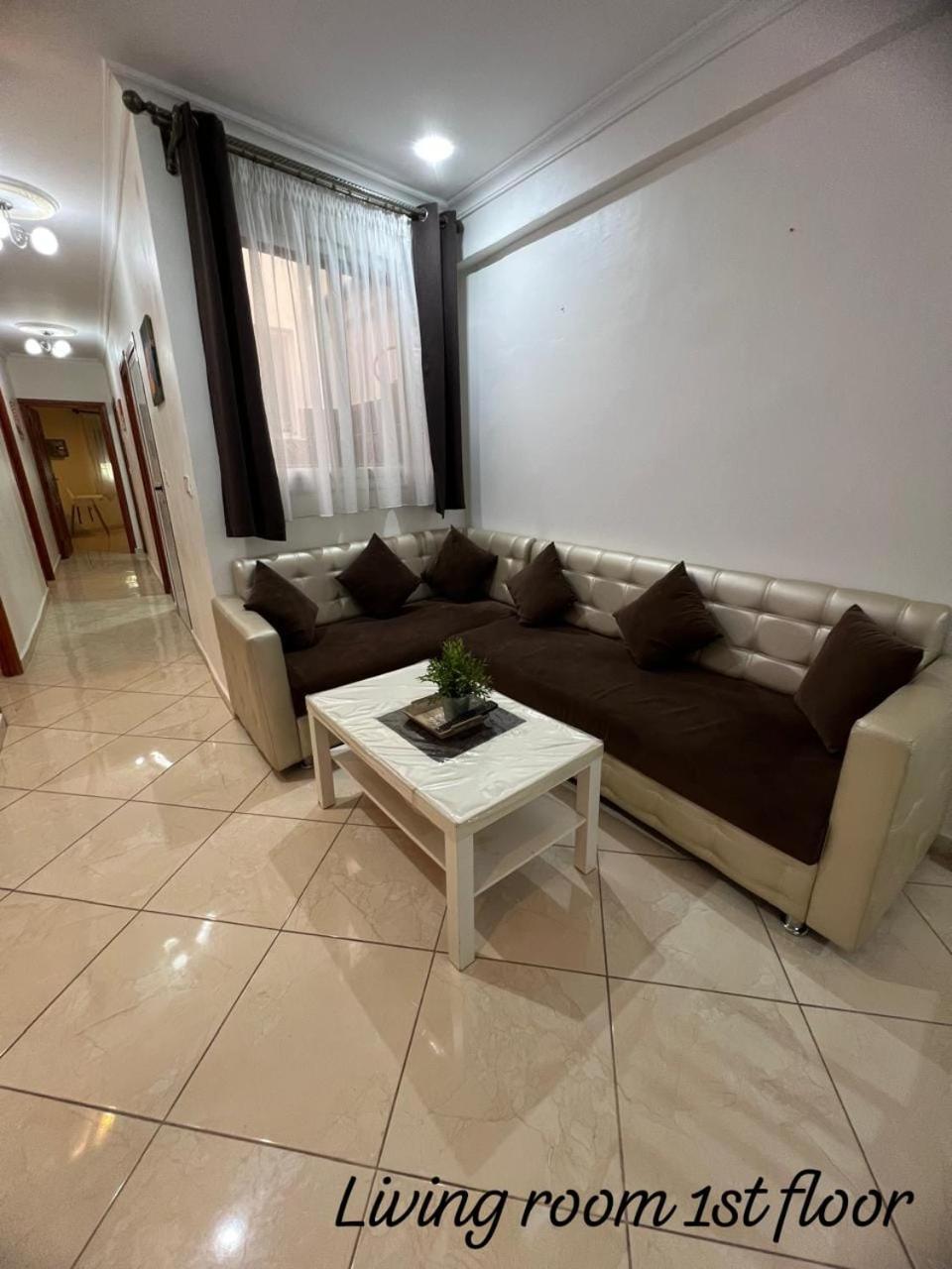 Apartment Ayoub -For Families Only- Nador Ngoại thất bức ảnh